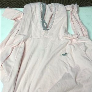Used Hollister Men's Pink sweatshirt